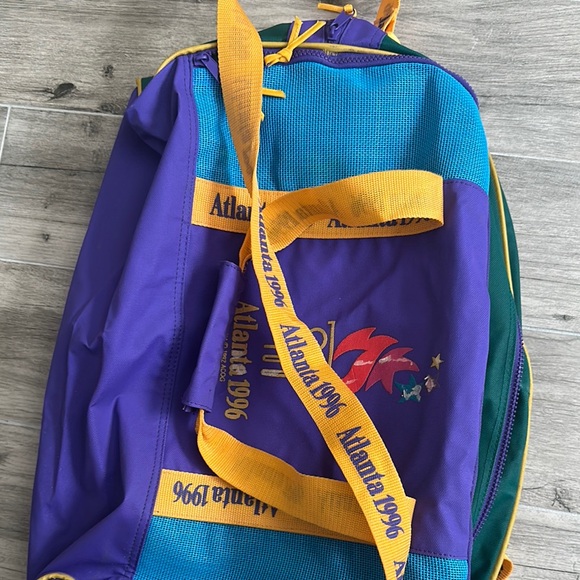 Atlanta 1996 Olympic Sports Duffel Bag - Purple and Blue - Picture 5 of 5
